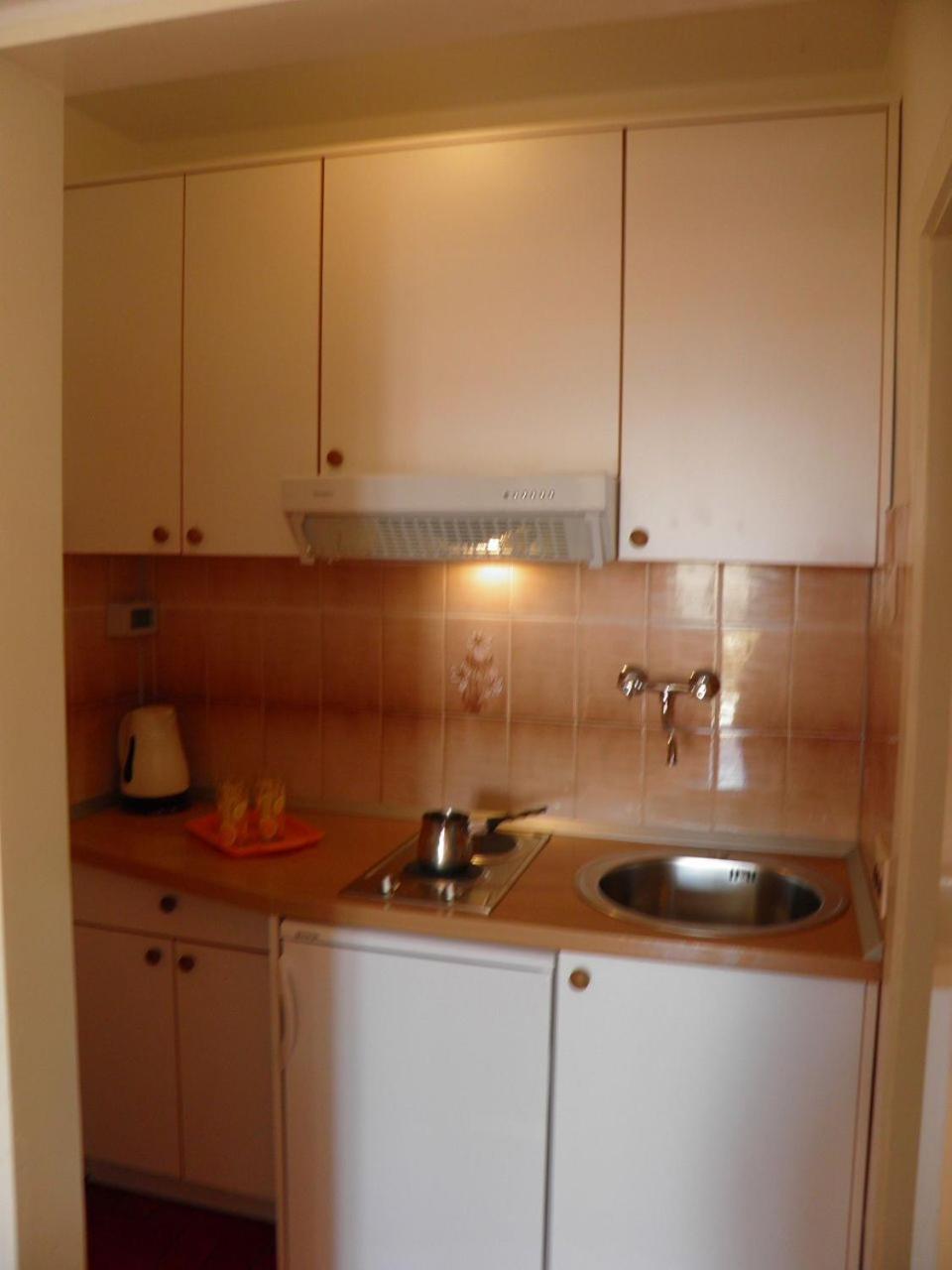 بريلا Apartments Angela - With Beautiful Courtyard المظهر الخارجي الصورة