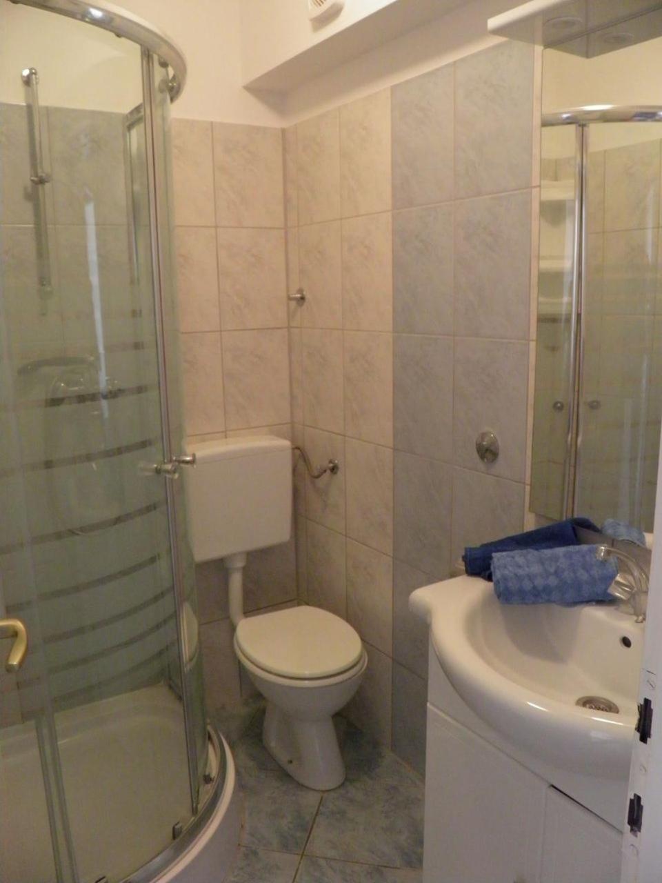 بريلا Apartments Angela - With Beautiful Courtyard المظهر الخارجي الصورة