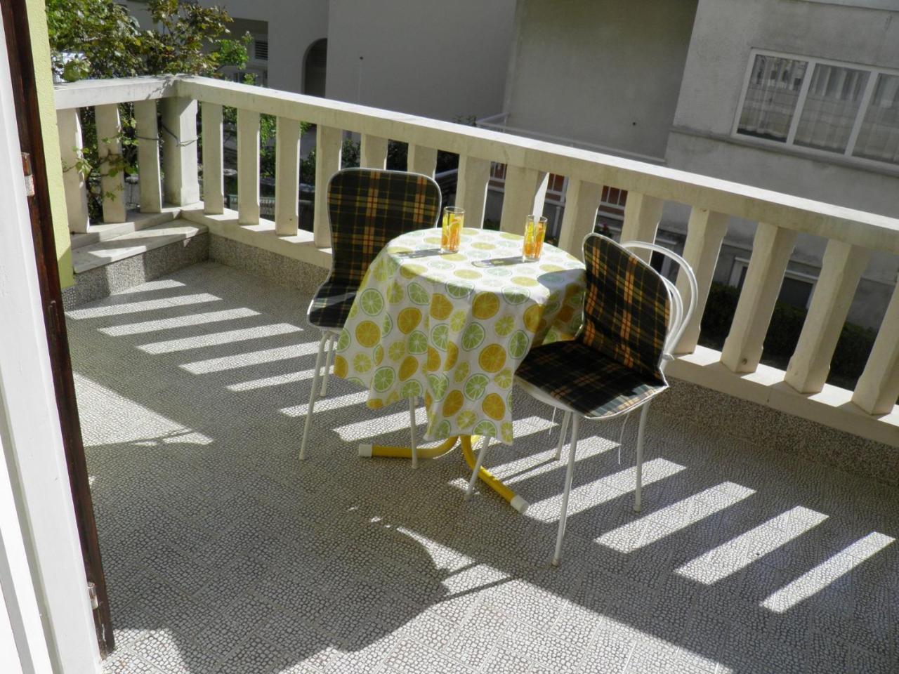 بريلا Apartments Angela - With Beautiful Courtyard المظهر الخارجي الصورة